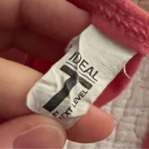 Clearwater beach tank top - Picture 2 of 4